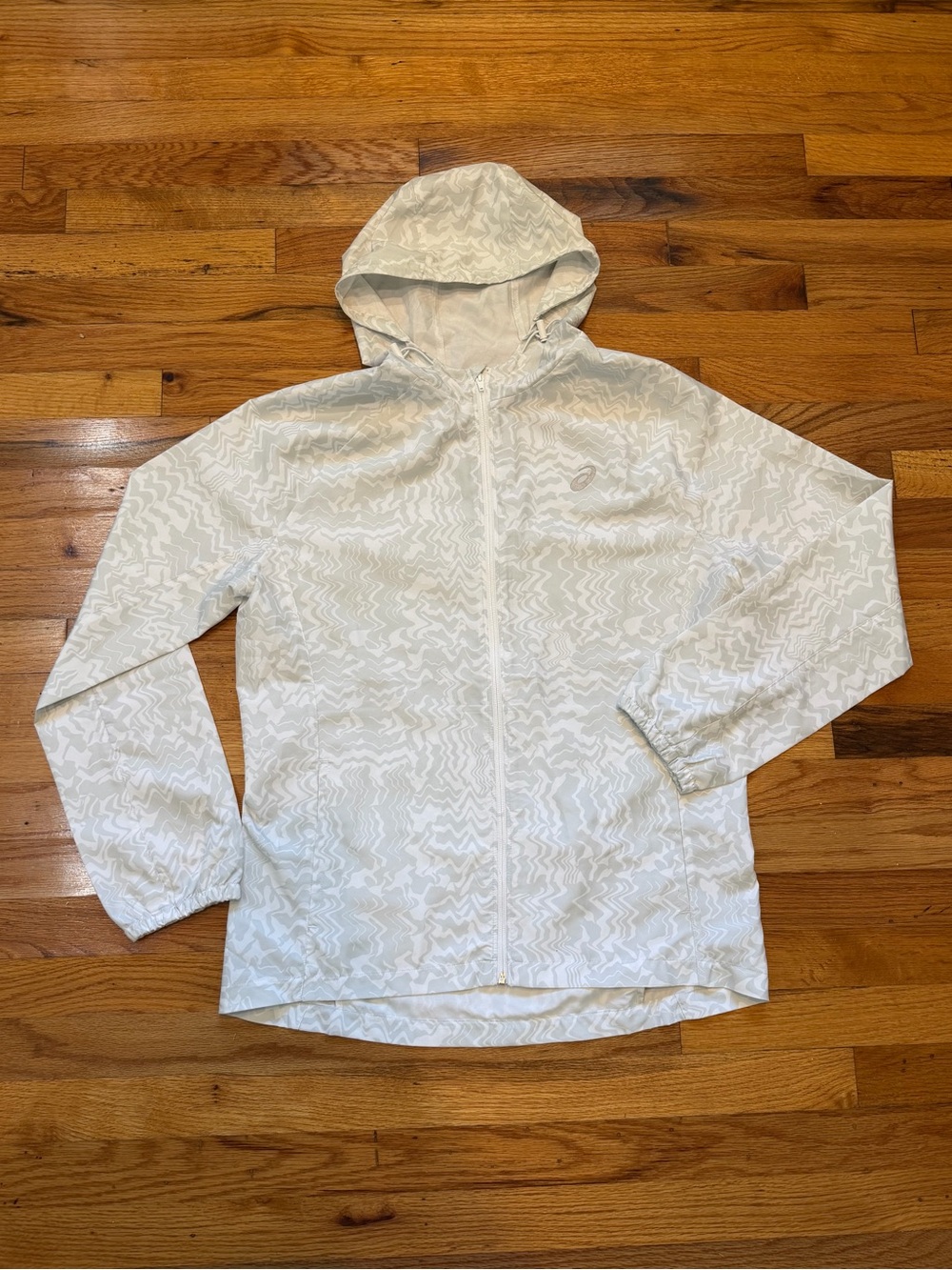 Asics Men’s Packable Lightweight Jacket